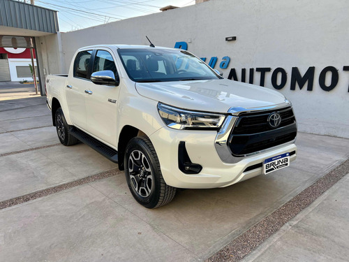 Toyota Hilux 2.8 Cd Srx 177cv 4x4