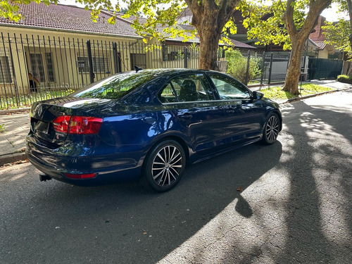Volkswagen Vento 2.0 Luxury I 140cv Dsg