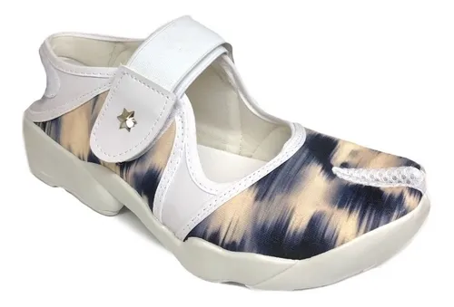 Zapatillas pezuñas 47 street hot sale