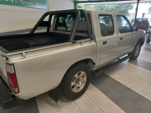 Nissan Frontier 2.5 TD NP300 Dob/Cab 4x2