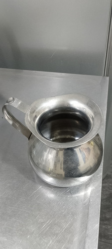 Jarra Para Agua Vintage De Acero Inoxidable Plateado (Usado)