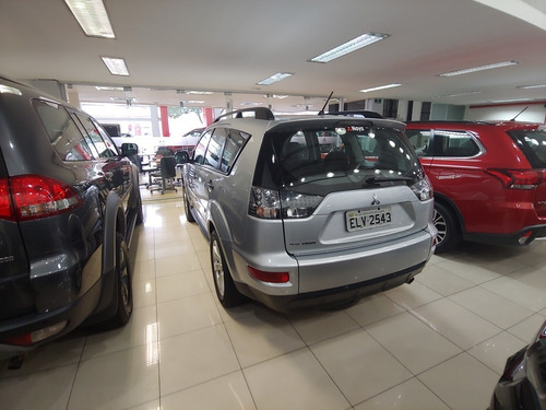 Imagem 2 de 6 de Mitsubishi Outlander 2012 2.0 5p