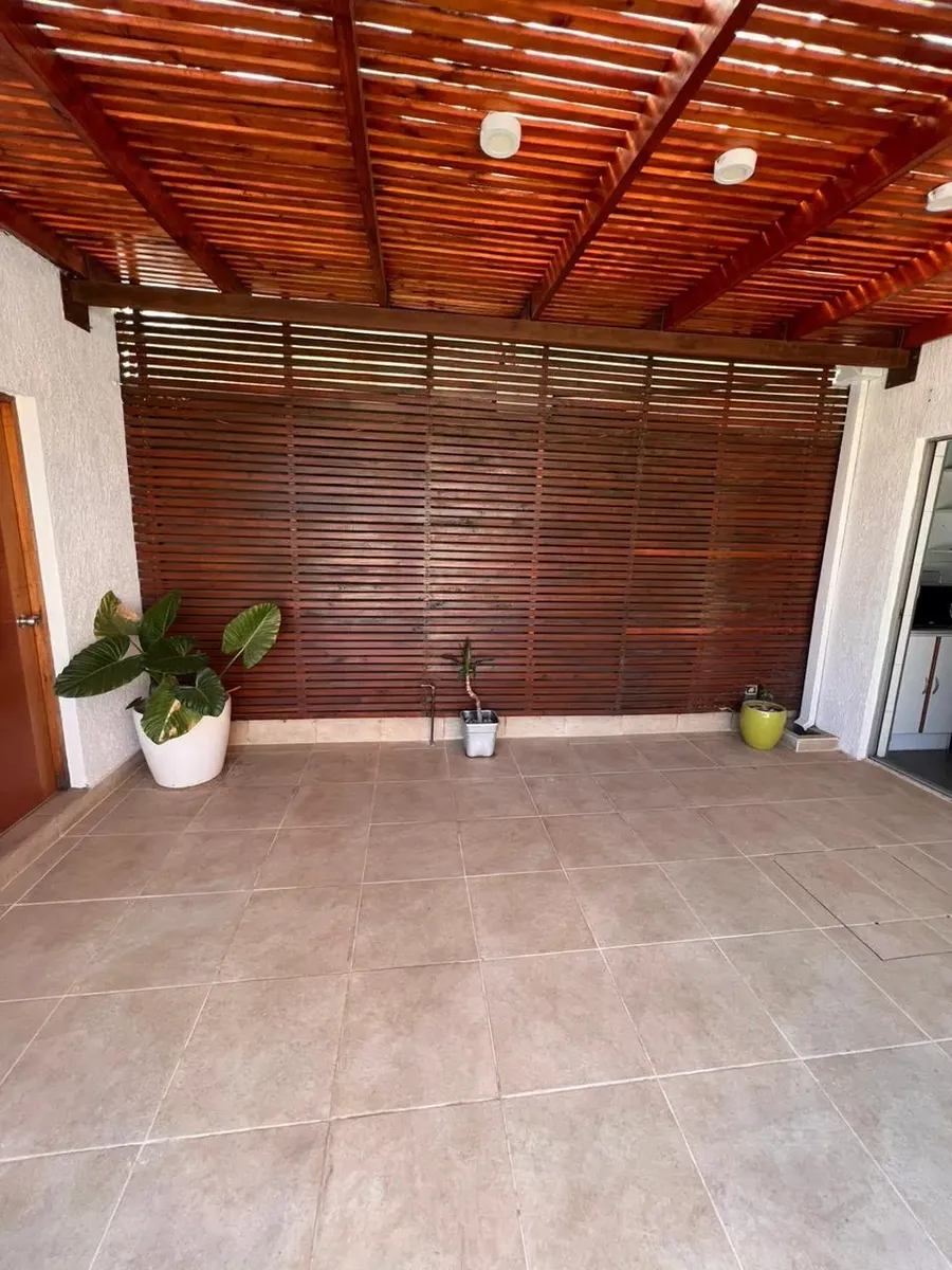 Imagen 4 de 23 de Espectacular Casa En Las Hualtatas