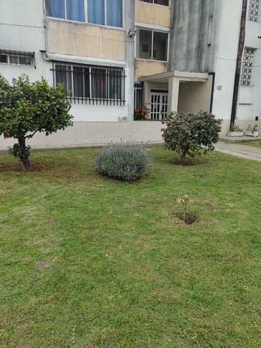 Imagen 2 de 10 de Departamento En Venta De 1 Dormitorio En Lomas Del Mirador