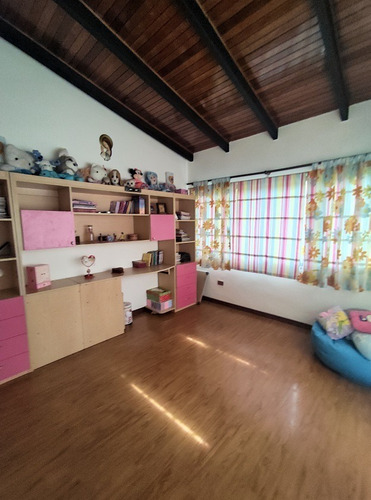 Imagen 14 de 18 de Casa Cerca Del Pueblo De San Antonio, Via El Limon