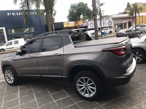 Imagen 4 de 15 de Fiat Toro 1.8 N At 4x2 Freedom