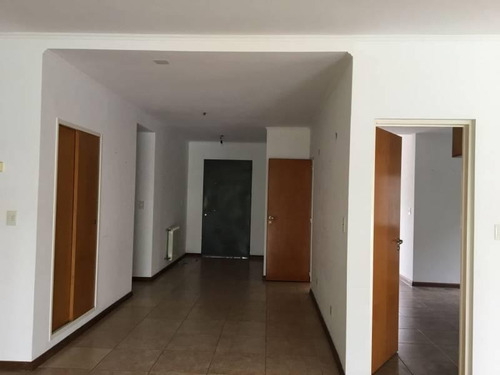 Imagen 7 de 18 de Casa En Venta En Santa Catalina, Villanueva, Tigre