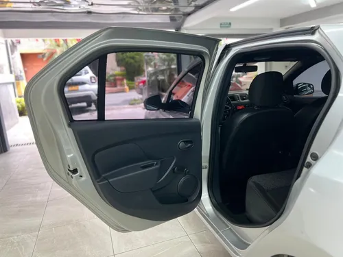 Renault Logan Mt 2023