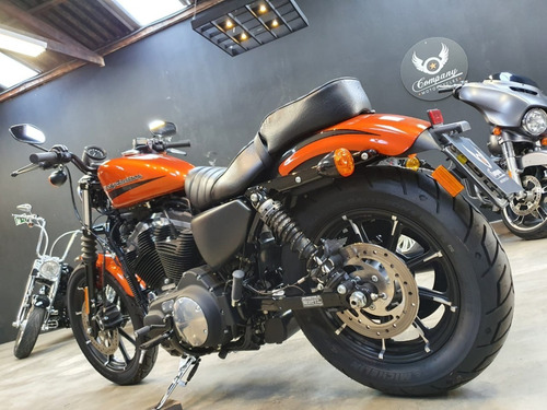 Harley Davidson - Sportster Xl 883 Iron