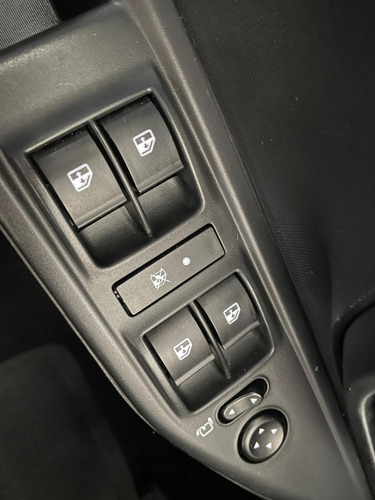 Fiat Strada Freedom 1.3 Flex 8V CD