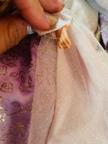 Barbie Rapunzel De Mattel - Muñeca Encantadora Y Mágica (Usado)