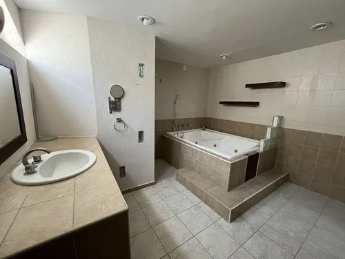 Casa En Venta Camino Real Y Zavaleta