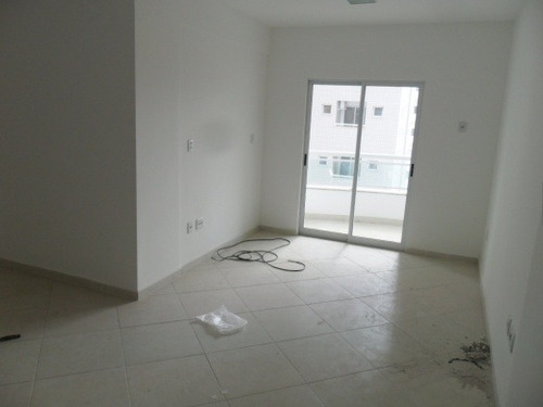 Imagem 3 de 11 de Aluguel Apartamento Campos Dos Goytacazes Brasil - 402-a