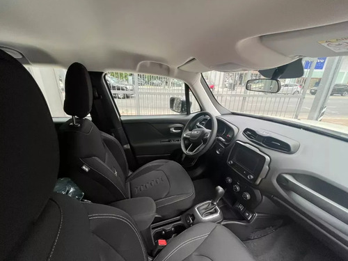 Jeep Renegade 1.3 Sport At6