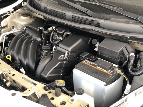 Nissan Versa 1.6 16v Flexstart S 2019