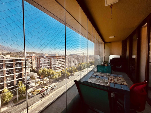Departamento En Venta De 2 Dorm. En Lo Barnechea
