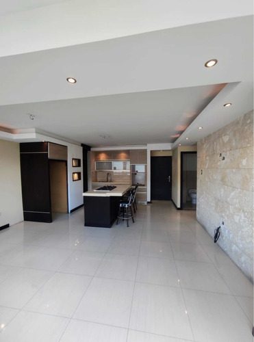 Imagen 8 de 17 de En Venta Exclusivo Apartamento En Palazzo Abruzzo
