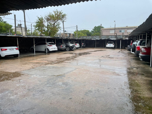 Imagen 8 de 11 de Parking - Garage Con 35 Plazas Fijas