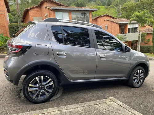 Renault Stepway 1.6 Intens Cvt