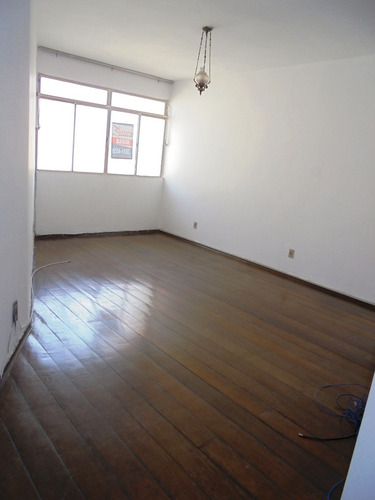 Imagem 9 de 12 de Apartamento 2 Quartos Com Sala Reversível-centro, Viçosa-mg - 4239