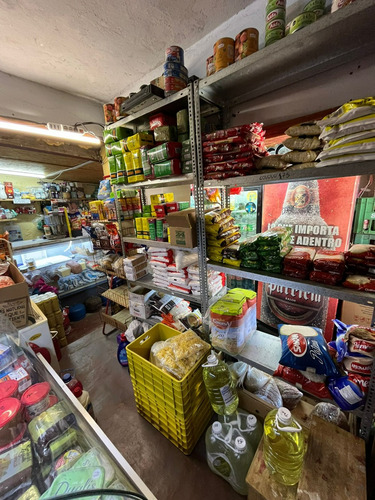 Venta Casa En Santa Catalina, Con Comercio Y Apto Independiente En Santa Catalina
