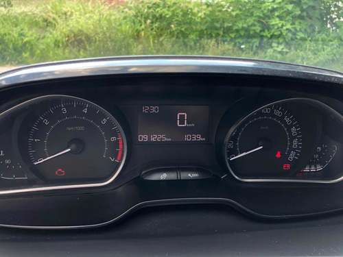 Peugeot 208 1.5 Allure Touchscreen 2013