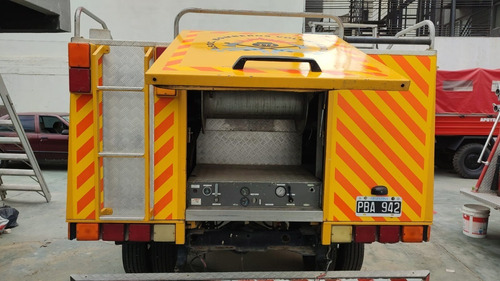 Carrocería Bomberos Rosenbauer Autobomba Mediana, Liquido