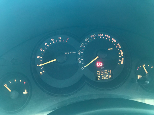 Chevrolet Corsa Classic 1.6 Gl Aa 3P
