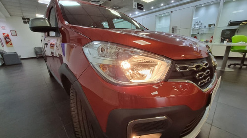 Imagen 17 de 25 de Renault Kangoo Stepway Full Full 1.6 0km 2023 Stoc (LG)
