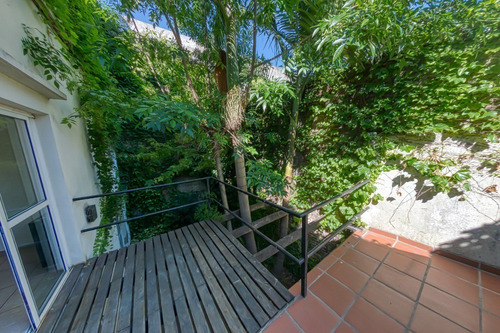 60 Entre 20 Y 21. Casa En Venta 3 Dormitorios, La Plata.-