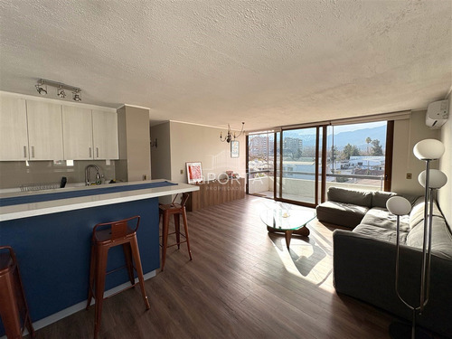 Departamento En Arriendo De 2d/2b. En Las Condes / 1e/1 Bod.