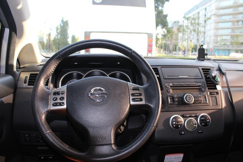 Nissan Tiida Tekna 1.8 6mt