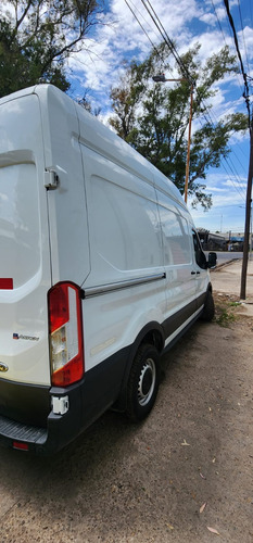 Ford Transit 2.2 Furgon Mediano 350m