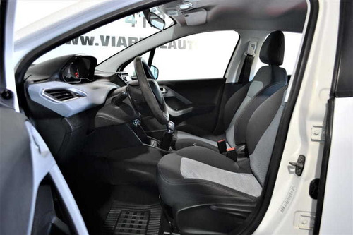 Peugeot 208 Active