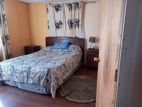 Casa En Venta De 2 Dorm. En Lampa