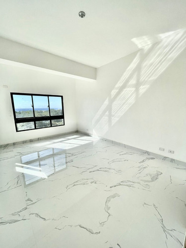 Torre Sendero 8 - Apartamento Con Terraza En Venta En Los Cacicazgos