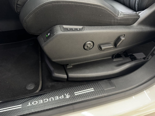 Peugeot 3008 1.6 16V 4P GRIFFE PACK THP TURBO AUTOMÁTICO