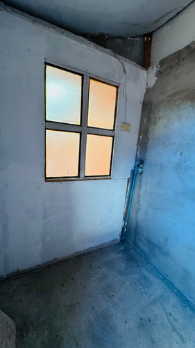 Se Vende Amplia Casa Sector Las Torres 4 Dorm Regularizada