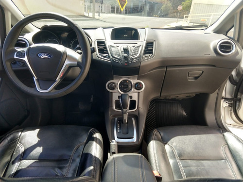 Imagem 12 de 15 de Ford New Fiesta Se Hatch 1.6 Automatico 2016