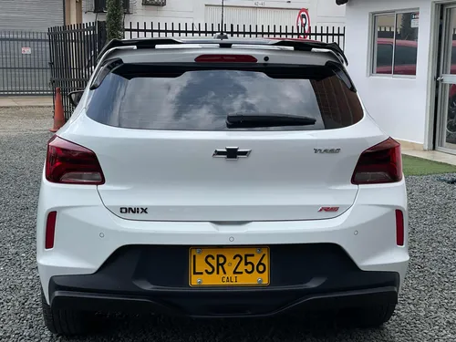 Chevrolet Onix 1.0T Rs Mt