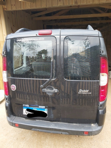 Imagem 6 de 6 de Fiat Doblo 2015 1.4 Attractive Flex 5p
