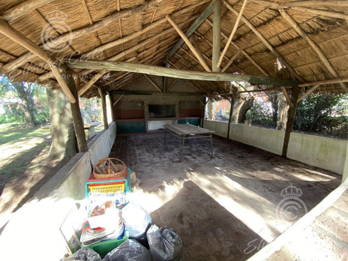 Imagen 13 de 20 de No Aceptan Permuta, Ni Toman En Parte De Pago. Casa Quinta 3 Ambientes
