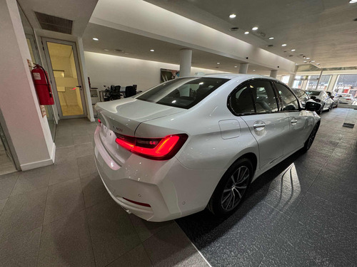 BMW Serie 3 2.0 320i Sedan Sportline