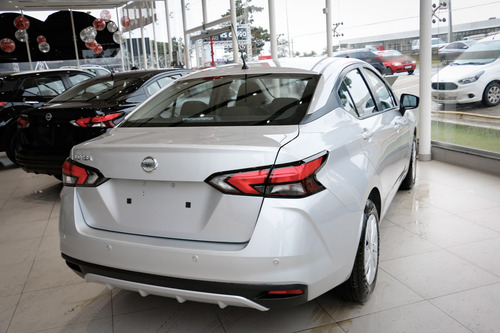 Imagem 5 de 14 de Nissan Versa Sense 1.6 (flex) (aut)