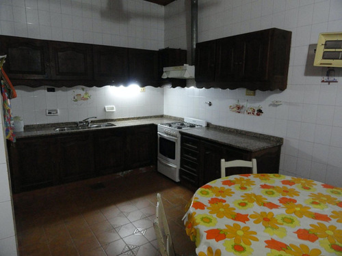 Alquiler Casa Céntrica Para Fines Comerciales