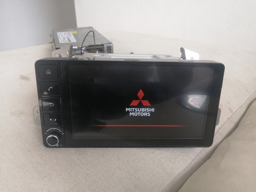 Imagen 1 de 4 de Estereo Mishubishi Mirage G4 2021