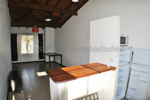 Imagen 5 de 11 de En Venta Casa De Dos Dormitorios Colonia Del Sacramento