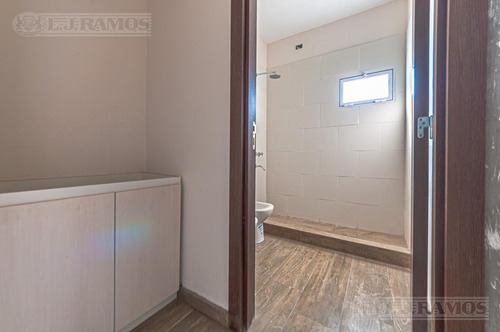 Imagen 16 de 26 de A Estrenar, Moderna Casa En Una Sola Santa Lucía, Pilar Del Este, Pilar.
