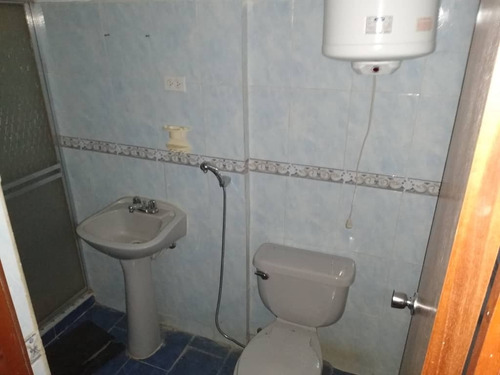 Imagen 15 de 30 de En Venta Casa Quinta Ubicada En Barrio Sucre, Muy Amplia