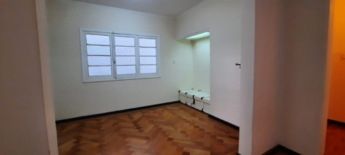 Imagen 2 de 21 de Amplio, Antiguo, Patio Privado Metro República